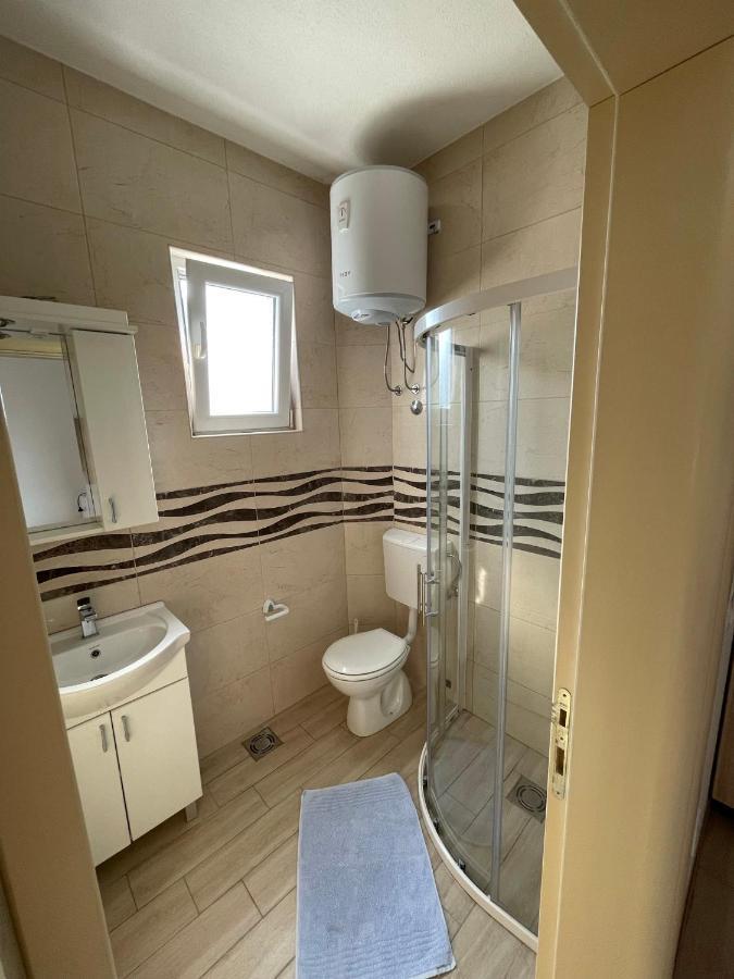 White Pearl Apartment