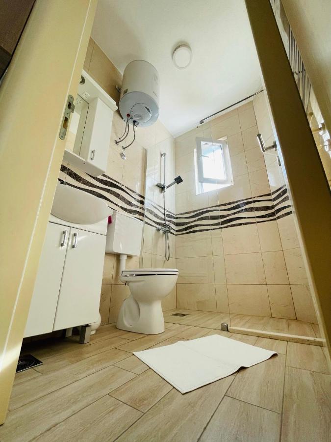 White Pearl Apartment *