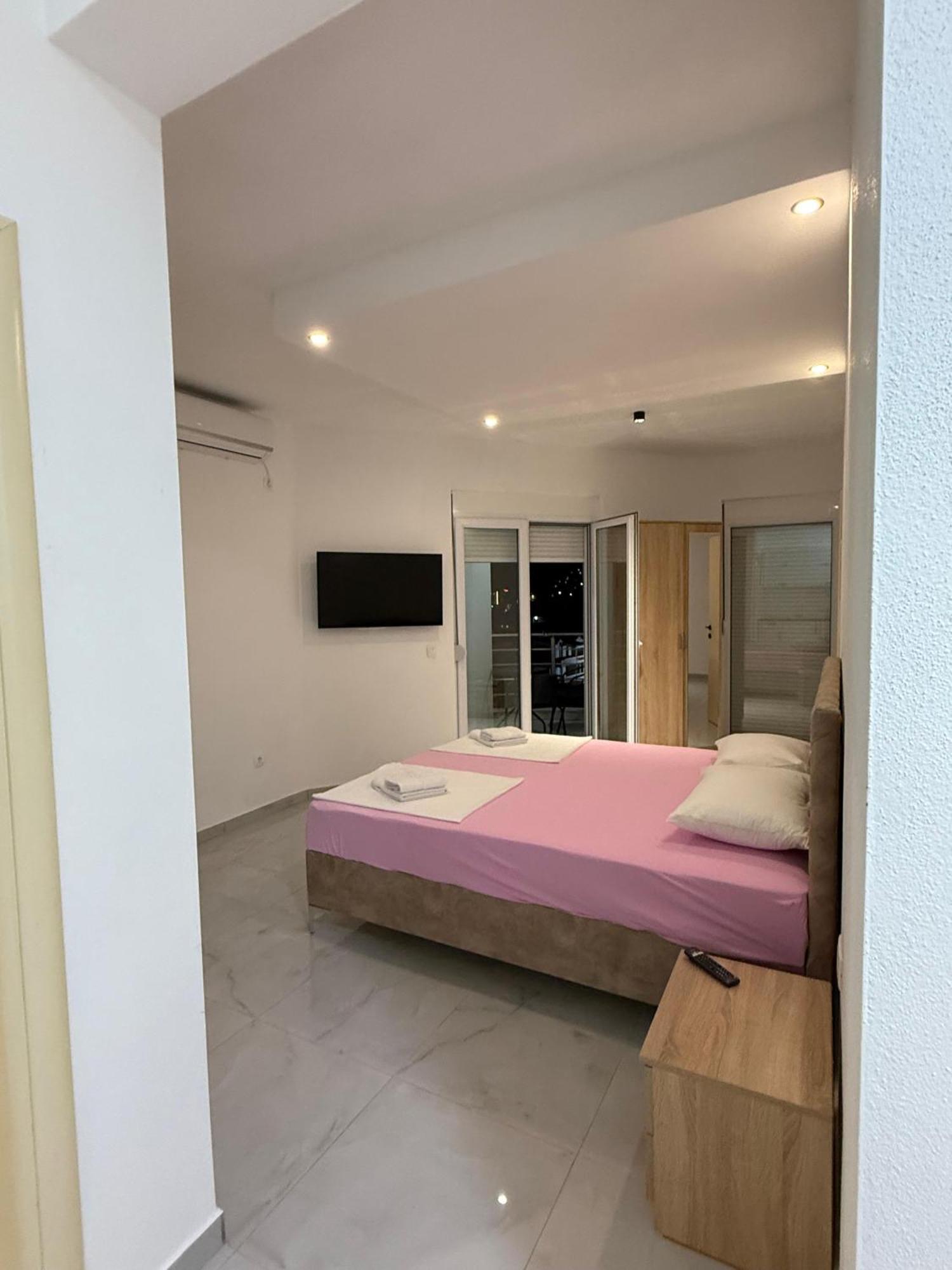 White Pearl Апартаменты *